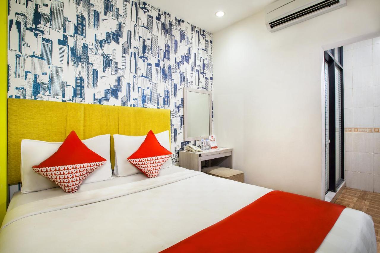 Oyo 119 Belvena Hotel Джакарта Екстер'єр фото