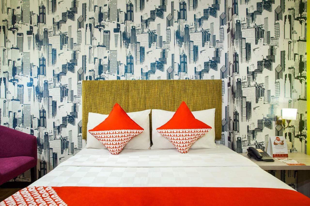 Oyo 119 Belvena Hotel Джакарта Екстер'єр фото